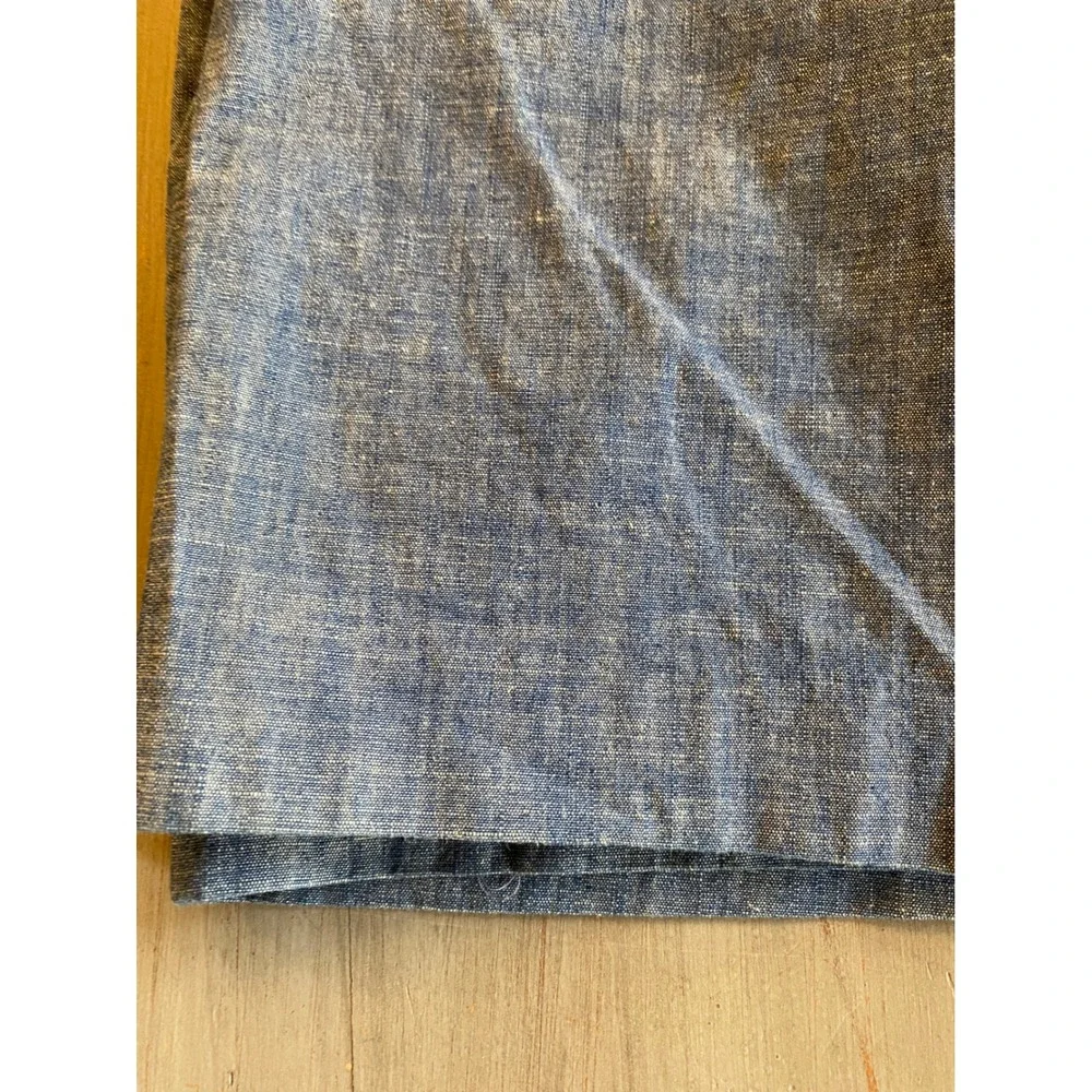 Banana‎ Republic Sailor Shorts Blue Chambray Gold Button Detail Women's Size 0
